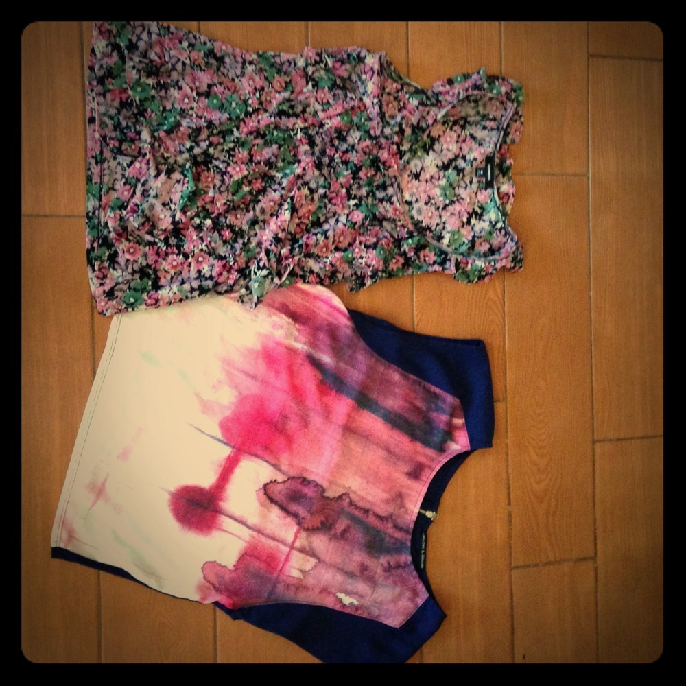 Set of Medium Tops 👚